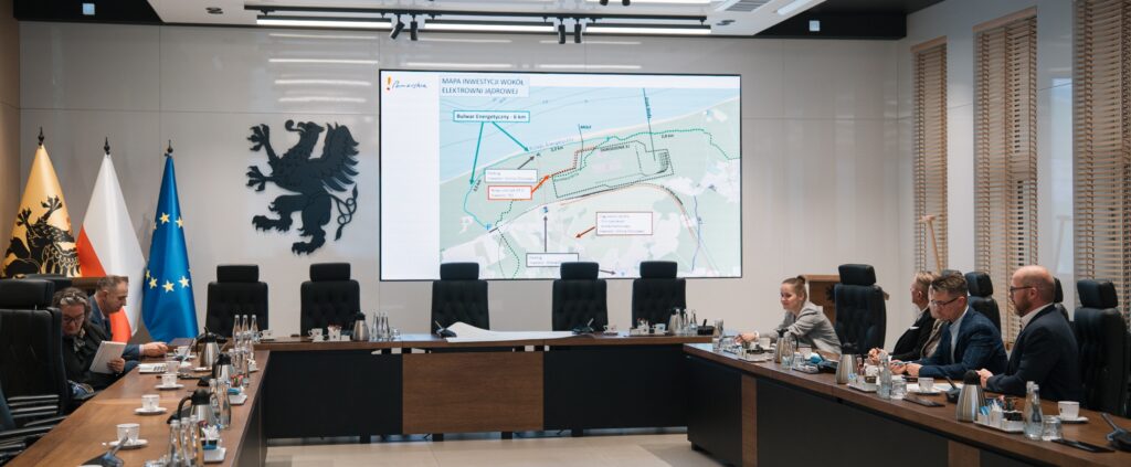 EuroVelo 10/13 wokół planowanej elektrowni jądrowej w Choczewie